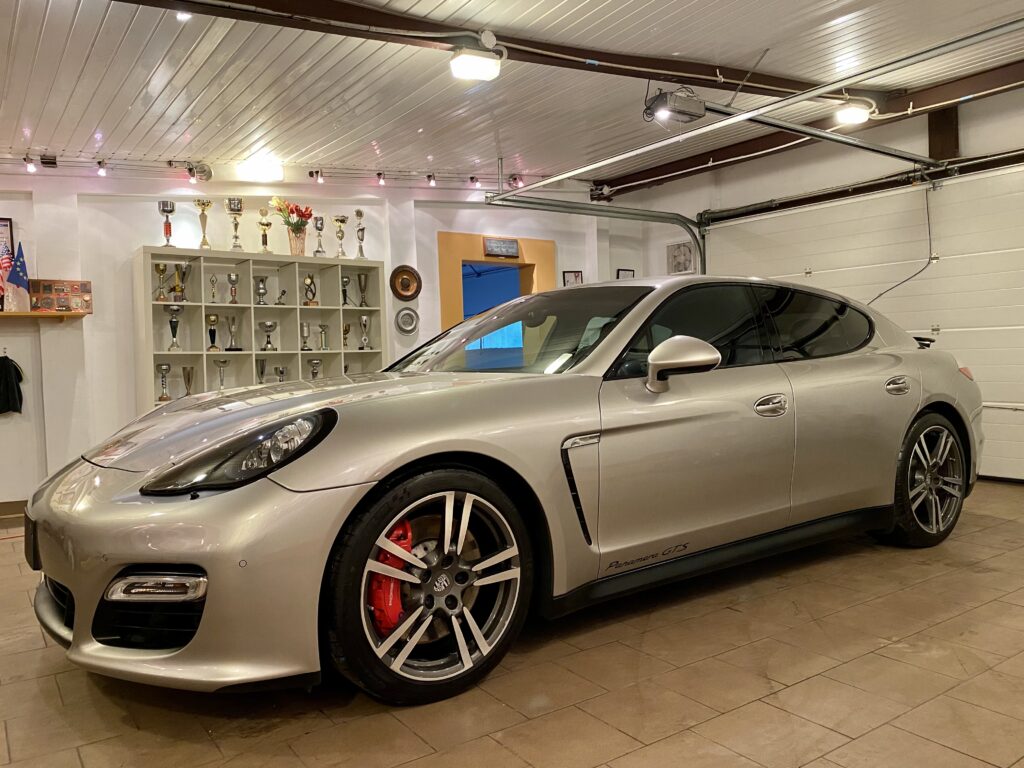 2012 Porsche Panamera GTS PDK