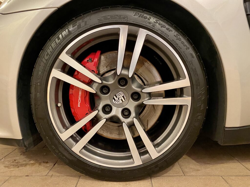 2012 Porsche Panamera GTS PDK